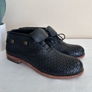 New Patricia Nash Black Leather Perforated Ankle Booties Women’s
